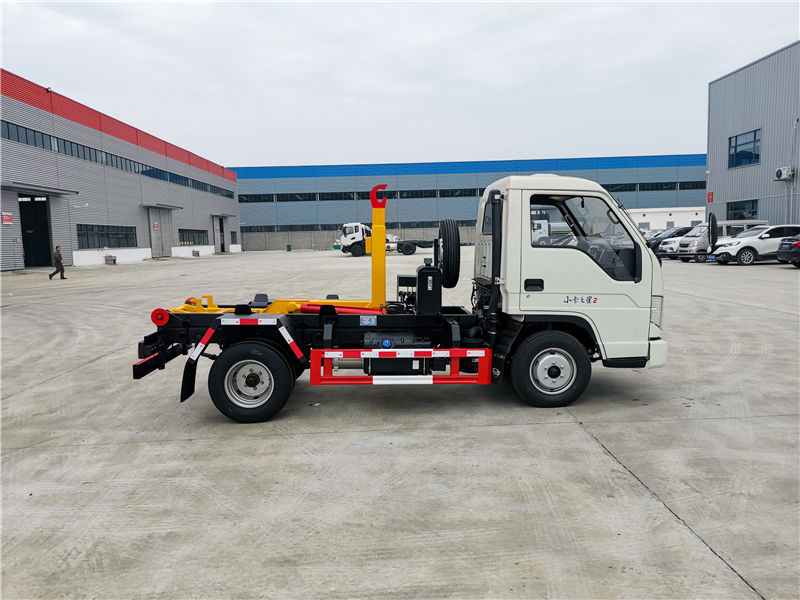 國六福田小卡2之星勾臂垃圾車
